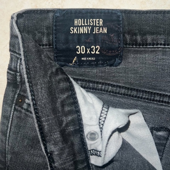 Hollister Mens Advance Stretch Ripped Black Distressed Skinny Jeans, 30x32 - Picture 2 of 8
